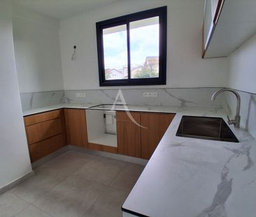 Location Appartement 76m² 3 pièces Fort de france - Photo 3