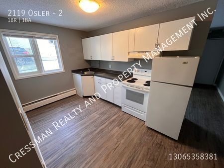 1 bed 1 bath APARTMENT in downtown Regina FIRST MONTH RENT FREE - Photo 3