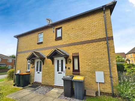 2 Bedroom House to Rent in Boxgrove Priory, Bedford, MK41 - Photo 2