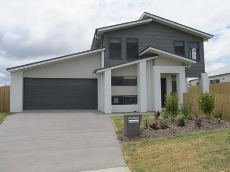 5 Morehead Drive, 4740, Rural View Qld - Photo 5