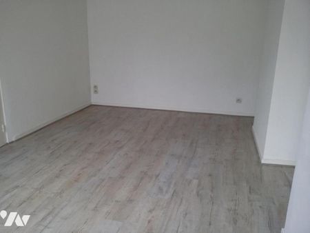 ORBEC CENTRE VILLE T2 PLAIN-PIED 34 m² - Photo 5