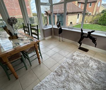 4 bedroom detached house to rent - Photo 3