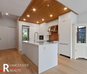 Condo in West Vancouver, BC - Photo 4