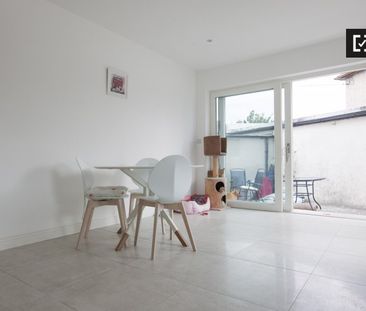 Simple single room to rent in Walkinstown, Dublin. - Photo 3