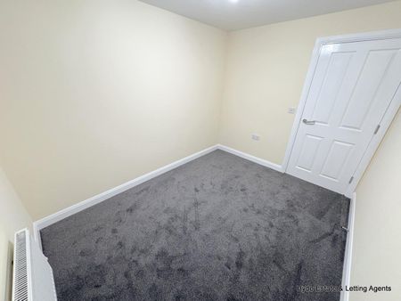 Flat 61 The Horizons, Moss Lane, BL6 5GH - Photo 2