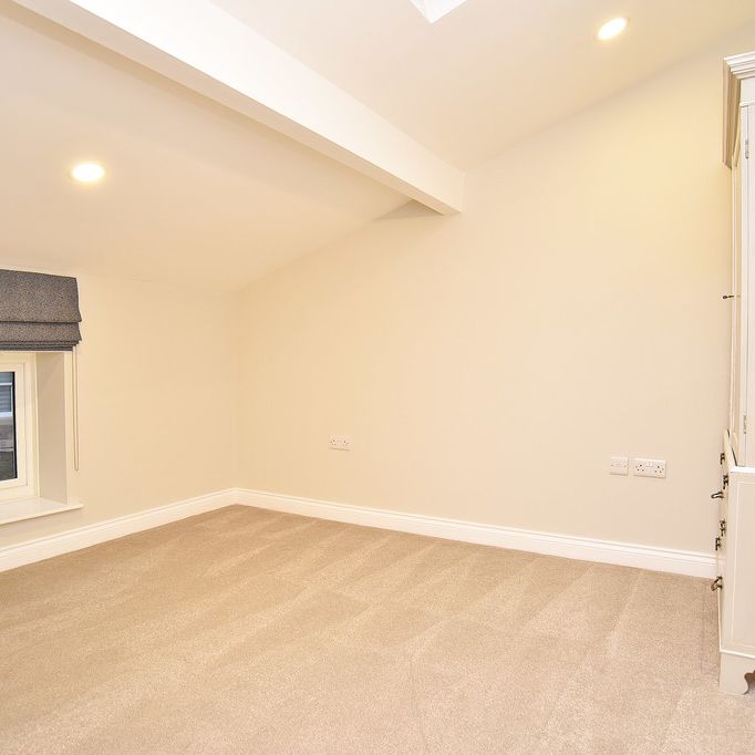 York Place, Harrogate - Photo 1