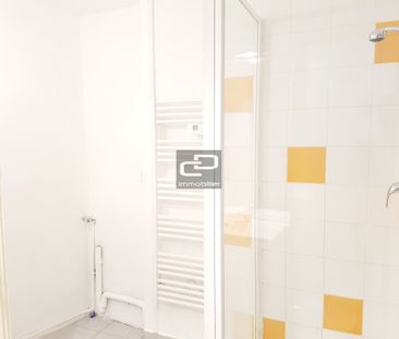 Location Appartement 3 pièces 77m² COUZON AU MONT D OR 69270 - Photo 4