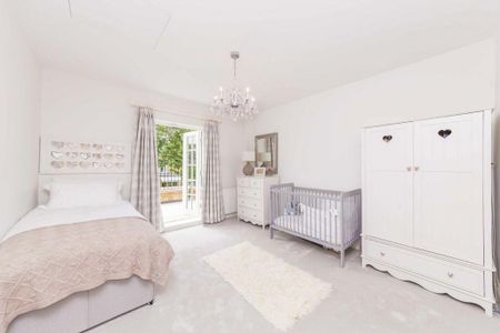 4 bedroom terraced house to rent - Photo 4