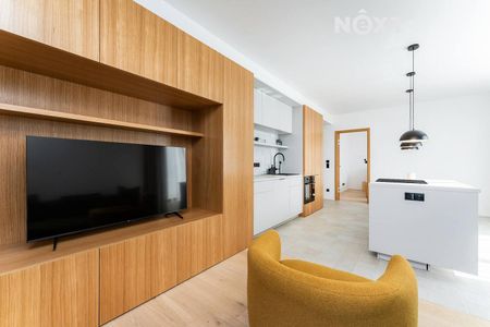 Pronájem bytu 3+kk 74 m² - Photo 2