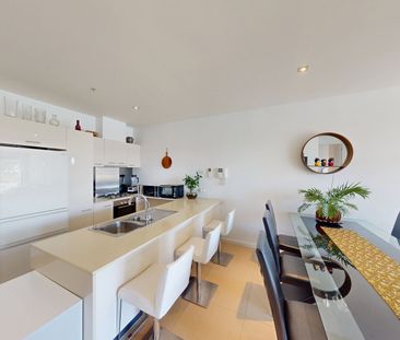 Where Style, Comfort & Convenience Converge - Photo 5