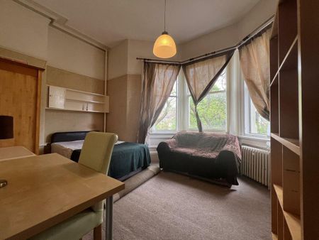 18 bedroom house share to rent - Photo 3