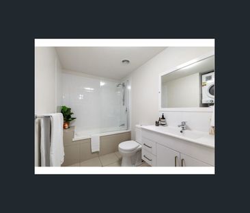 Open Plan - Level 3 - 2 Bedroom Unit in the Atrium Complex - Photo 2