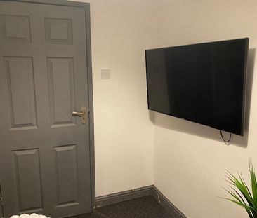 Friendly House Share Close to University & Town Centre - Photo 5