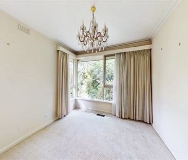 5 Citron Avenue, Balwyn North - Photo 2
