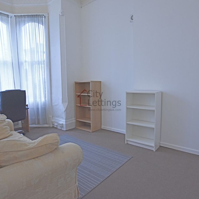 1 Bedroom Flat - Photo 1