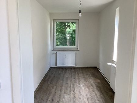 Helle und geräumige 2,5 Zimmer Wohnung zum 16.09.2024 anmietbar! - Photo 5