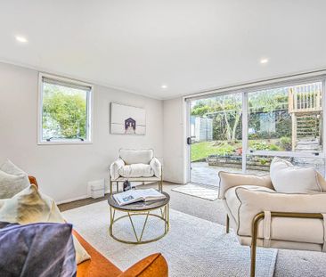 Beautiful & Spacious 4-Bedroom Home - Photo 5