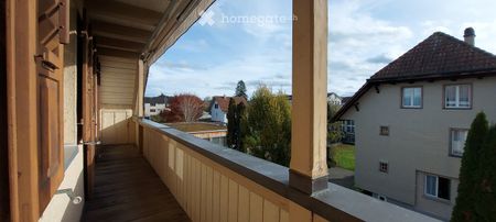 Dachwohnung 3.5 Zi, neu renoviert. Laube, Sitzplatz, Garten - Photo 3