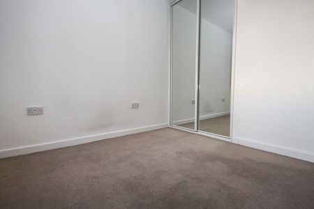 Christchurch Road, Bournemouth - Photo 2