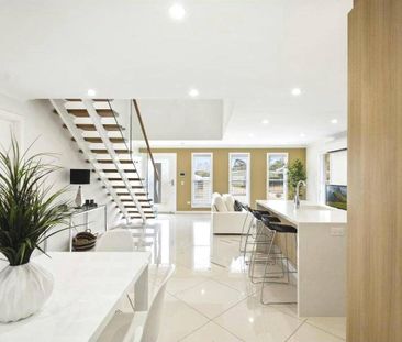 Sophistication, Style & Space - Photo 2