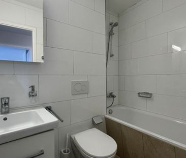 RÉNOVÉ DANS UN ENDROIT CENTRAL ET CALME - Photo 6