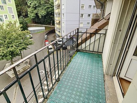 Super 4 pièces au coeur de la ville avec loyer très attractif ! - Foto 2