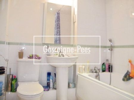 Winterthur Way, RG21 - Photo 3