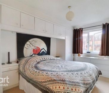 2 bedroom flat to rent - Photo 2