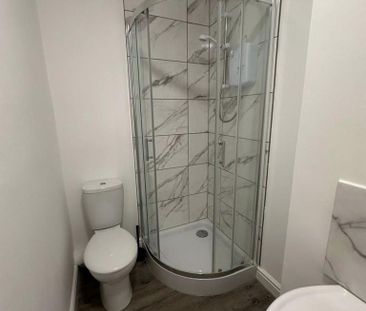 1 bedroom house of multiple occupation to rent - Photo 5