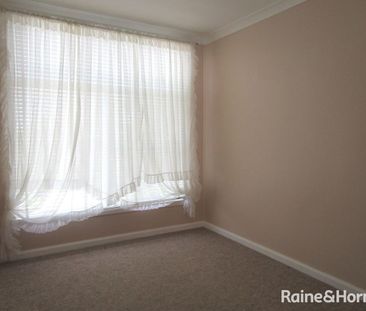 Three Bedroom Home! - Photo 1