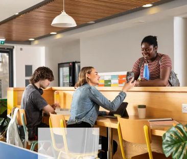 Large Standard Double Ensuite - Photo 1