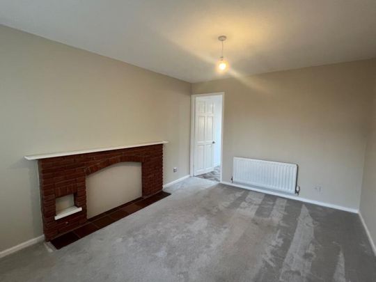 Whitebeam Close, The Rock - £900 pcm - Photo 1