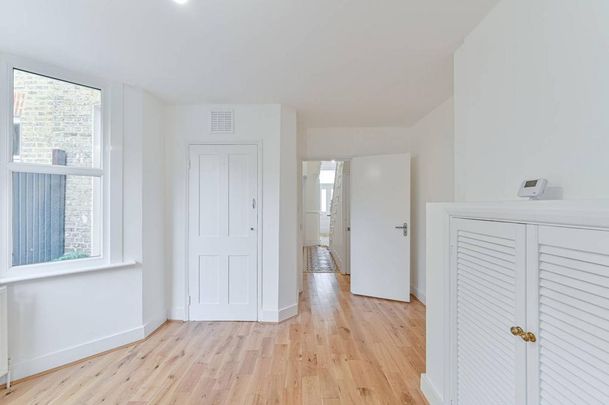 4 bedroom house to rent - Photo 1