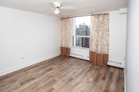 For Lease - 3120 Kirwin Avenue Unit# PH 6, Mississauga, Ontario - Photo 2