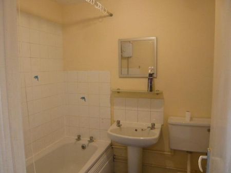 1 bedroom flat to rent - Photo 5