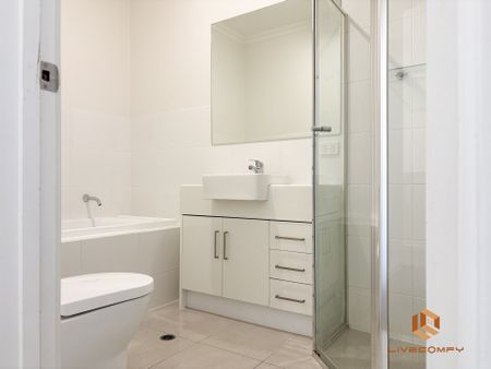 College Park - Photo 2