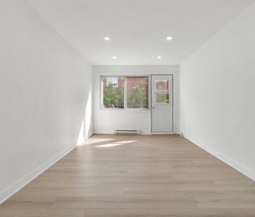 7220 Av. De Chateaubriand, #32 - Photo 4