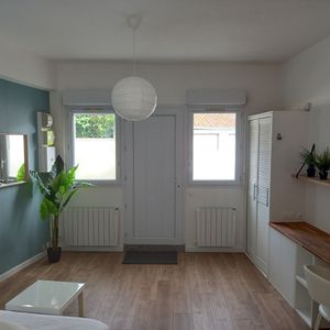 Location Appartement 1 pièce 23m² ROCHEFORT 17300 - Photo 2