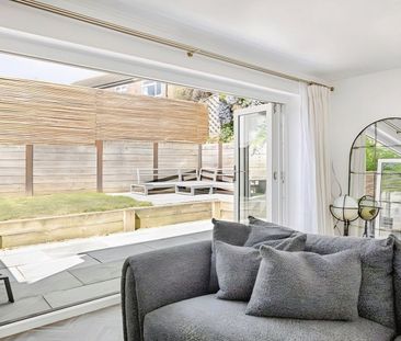 2 Bedroom Semi Detached House To Rent - Photo 2