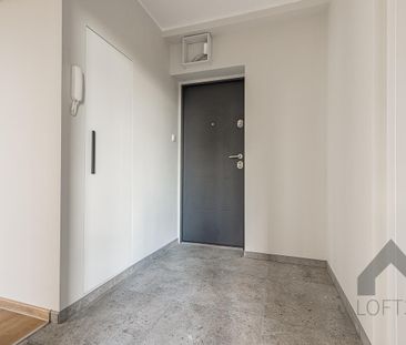 PRzestronna kawalerka z balkonem w budynku z windą na osiedlu Stały... - Photo 3