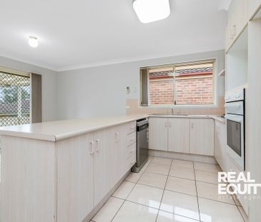 9 Merrang Court, Wattle Grove NSW 2173 - House For Rent | Domain - Photo 3