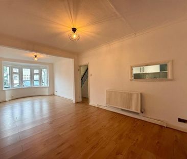 4 bedroom terraced house to rent - Photo 2