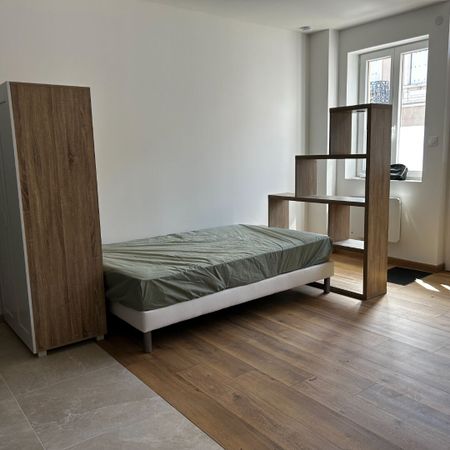 studio meublé et équipé centre ville de Blanzy - Photo 3