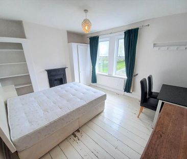 4 bedroom house to rent - Photo 3