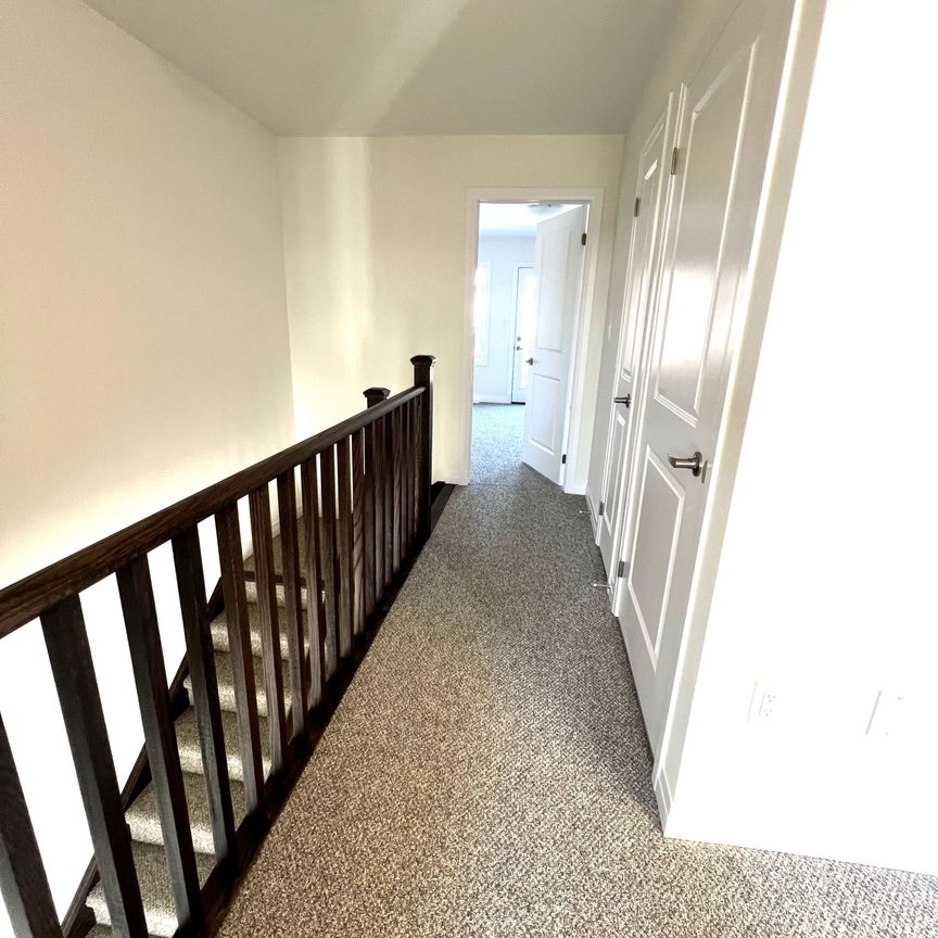 For Lease - 400 Newman Drive Unit# 49, Cambridge, Ontario - Photo 1