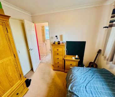 3 bedroom terraced house to rent - Photo 4