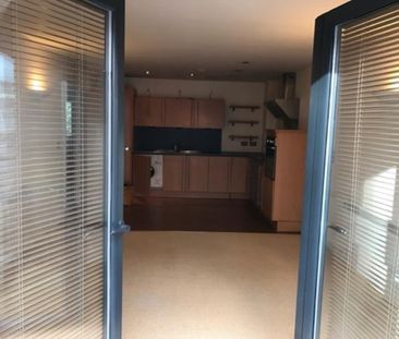 2 bedroom apartment to rent - Photo 3