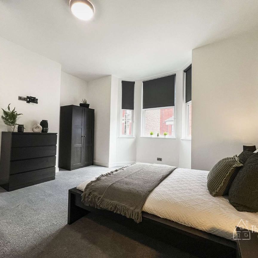 Town centre shared house! Room 7 - Photo 1