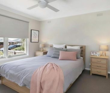 BELMONT BEAUTY - Photo 4