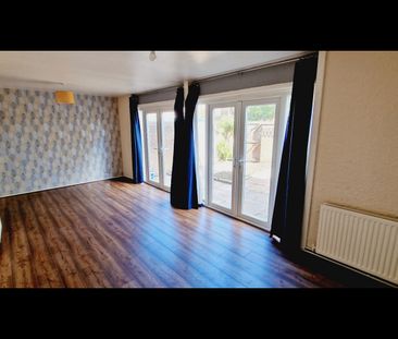 shiredale drive - Photo 3